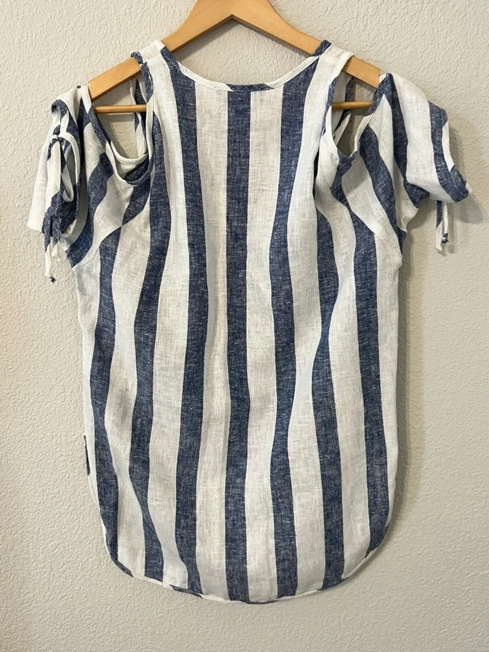 Karen Kane Cold Shoulder Tie Sleeve V Top Navy Blue White Striped Linen Blouse